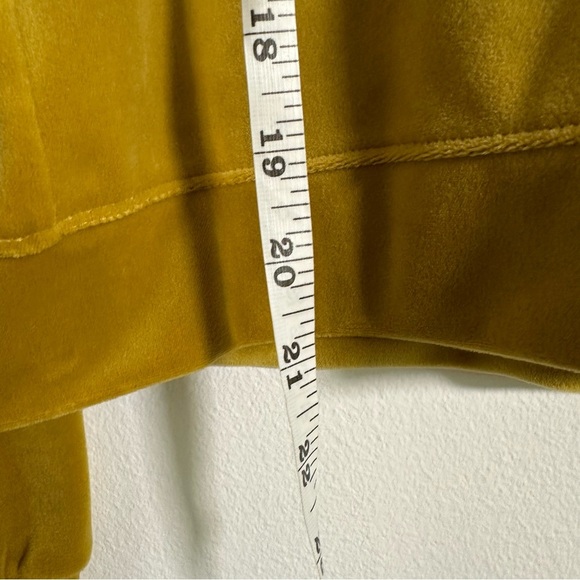Saturday/Sunday Anthropologie Kamira Ruched Sweatshirt Marigold Velour Size XS - Picture 10 of 10